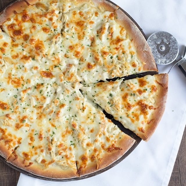 White Garlic Pizza.